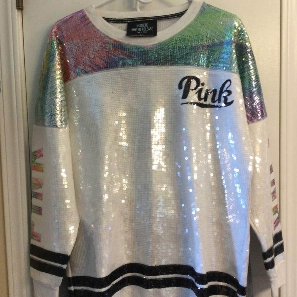 Limited Release Pink HTF size small but fit med/lg